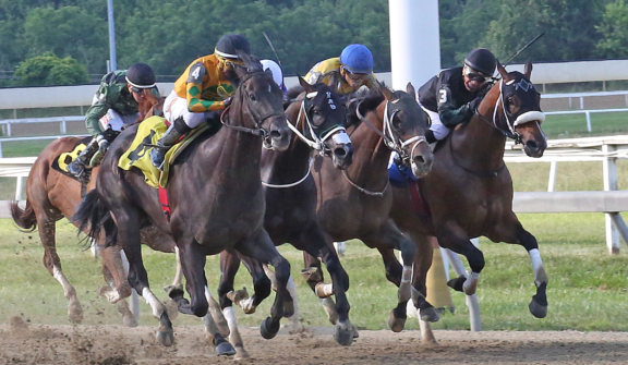 Penn National Racecourse in Grantville, PA. Photo By EQUI-PHOTO